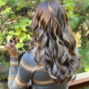 Meet your Posher, Julia